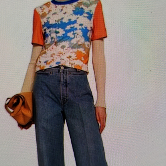 "NOT FOR SALE" CNE STUDIOS TOP NWT! - Picture 3 of 6